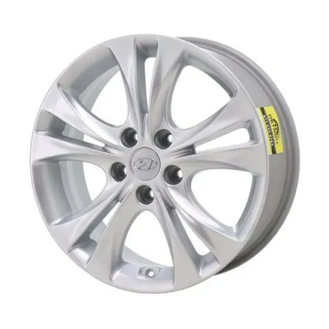 thumbnail image 2 of OE Wheels HY02 18x7.5 Aluminum Rim – Gloss Silver – Fits Hyundai Kia Sonata – 5x114.3, 48mm Offset – Replaces 529103Q350 2 of 5